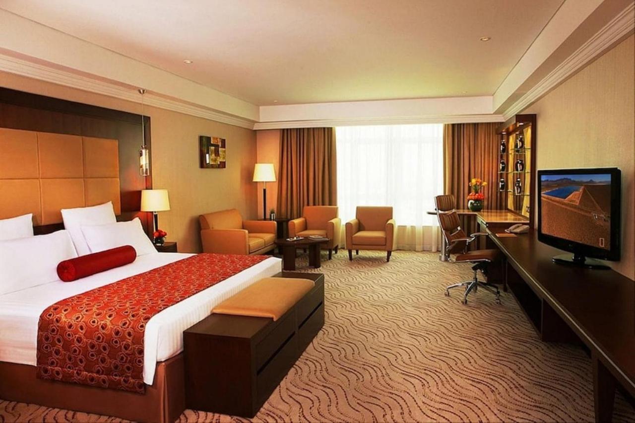Hotel Classic Paradise Нью-Дели Экстерьер фото